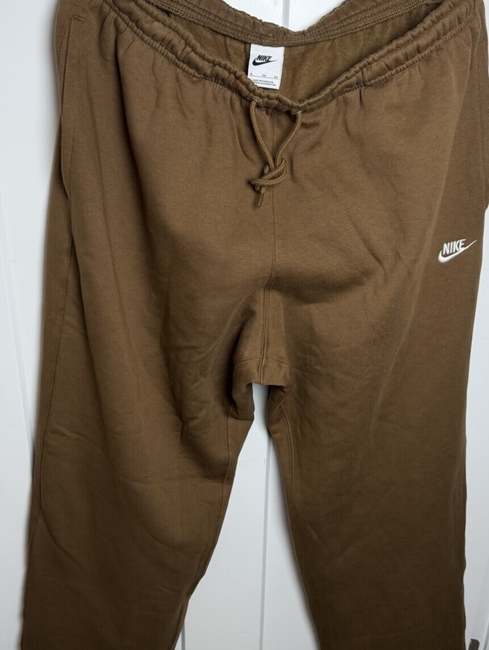 Nike Club Fleece Pants Mens XL Mosswood Brown Open Hem Straight NWT FN3730